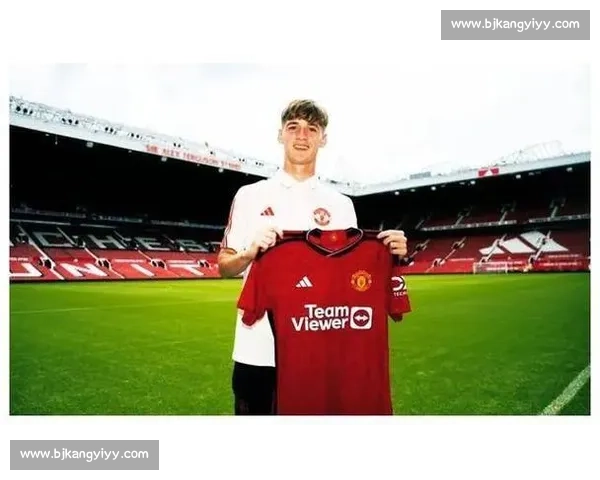 弗莱彻回归曼联执掌 U18：红魔传奇开启青训新篇章