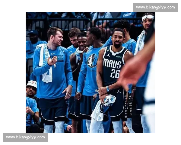 拉塞尔两年 1300 万加盟独行侠 东契奇后场新搭档填补欧文空缺