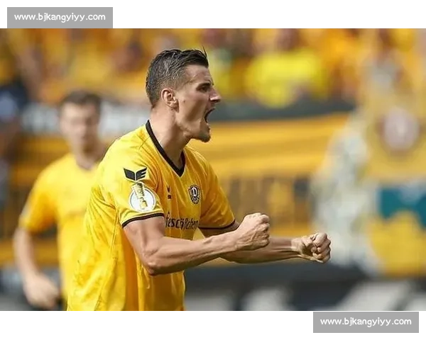 爆冷!PGC赛场风云突变,黑马选手搅乱冠军榜格局! 爆冷!PGC赛场风云突变,黑马选手搅乱冠军榜格局!