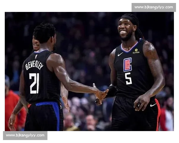 终极之战，谁能捧起最后的奖杯悬念迭起，不容错过！