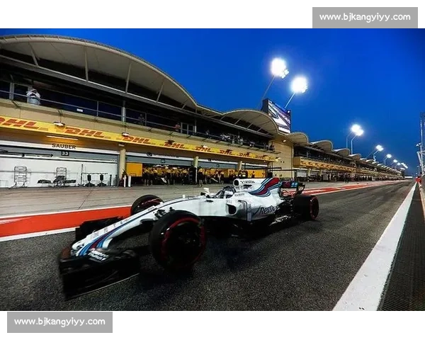 打破次元壁！F1电竞速度挑战赛，速度与激情的真实写照