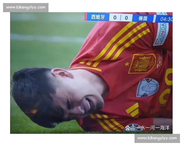 这球怎么踢出来的J联赛球员的想象力,真的太强了! 这球怎么踢出来的J联赛球员的想象力,真的太强了!